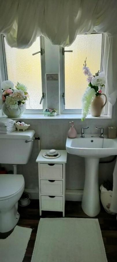 Apartamento Cuisinease Ollerton Exterior foto